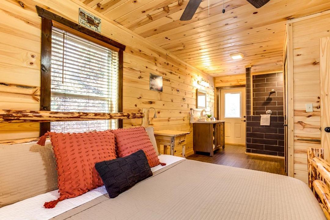 Route 66 Cabin Pigeon Forge Habitación foto