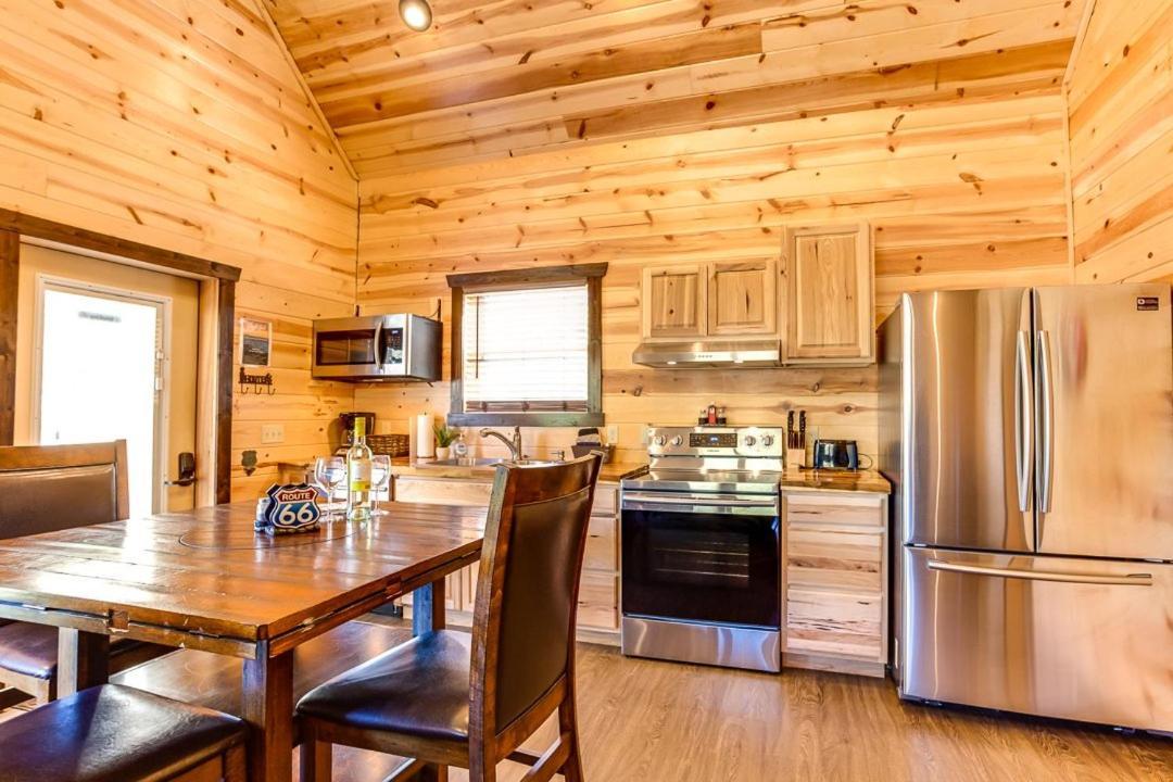 Route 66 Cabin Pigeon Forge Habitación foto